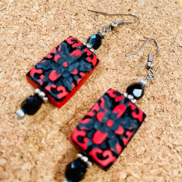 Hand made Asian flair ear rings w stainless hoops - Picture 3 of 3